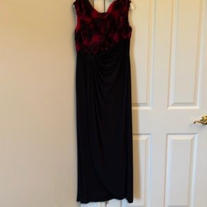 NWOT GOWN